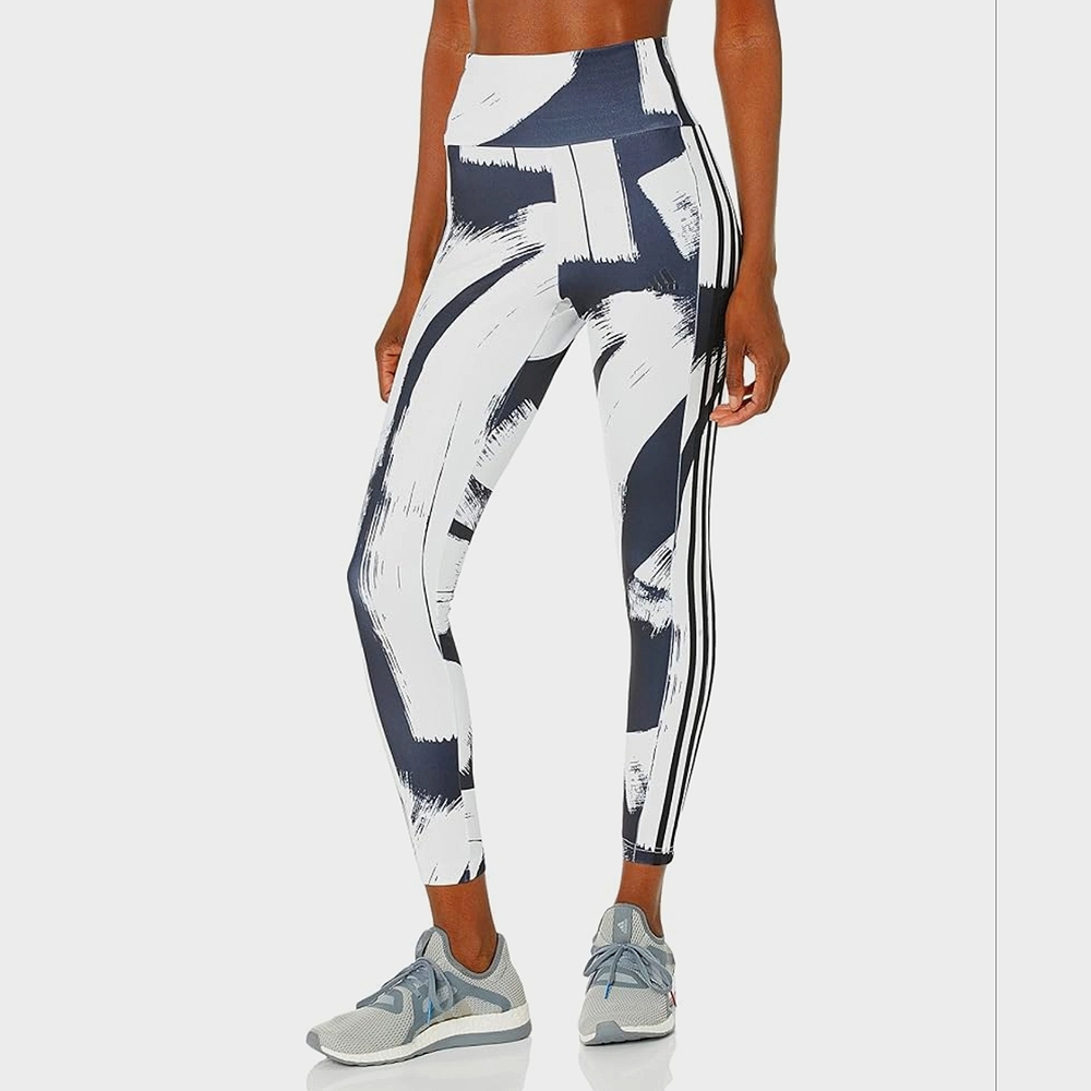 NWT Adidas AEROREADY Leggings⬜⬛ (sold out online)